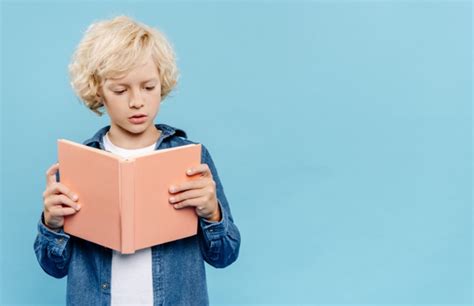 ᐅ Lesen lernen: Die besten Tipps für Kinder, die helfen!