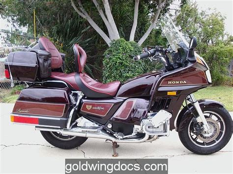 Member Picture Gallery Goldwingdocs 1985 Vintage Red Goldwing