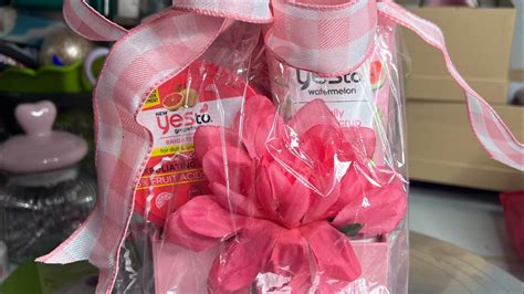 Mothers Day Gift Basket Idea Dollartree Diy Inexpensive Gift