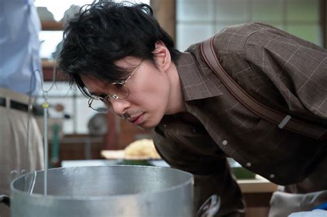 連続テレビ小説「まんぷく」第111話。麺を揚げる温度と時間を調整する萬平（長谷川博己）（c）nhk ― スポニチ Sponichi Annex 芸能