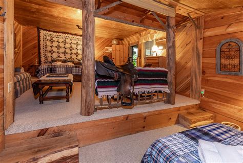 Bunk Up In Style Discover The Ultimate Bunk Rooms For Cabins Click