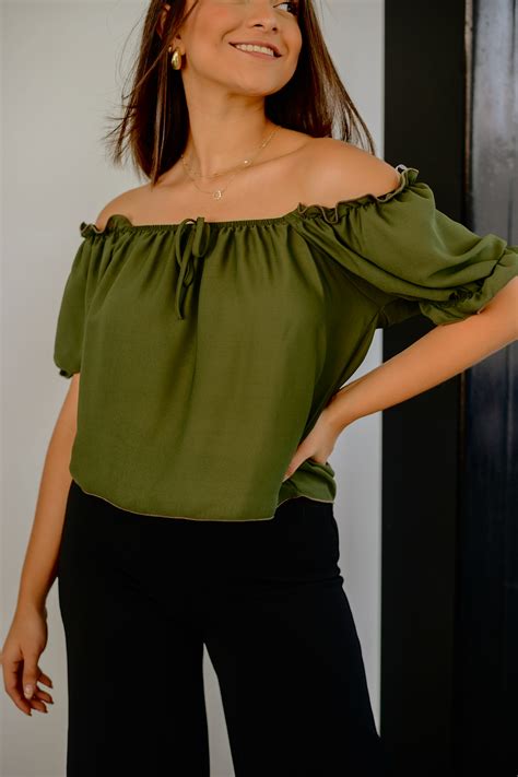 Blusa off shoulder con laza 5030 Exposé El Salvador