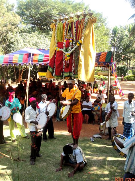 Clicks by Kln Rao and me: Folk Dance of Karnataka (Part 1)