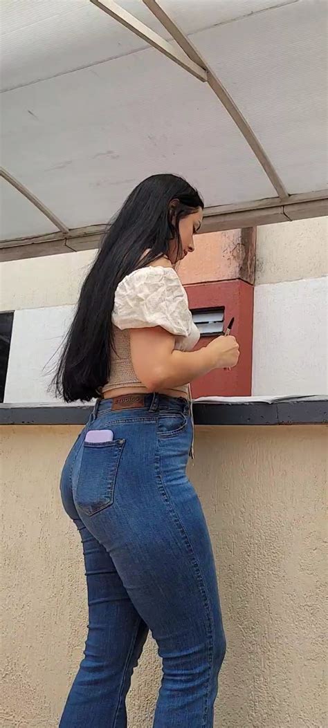 Beautiful With Perfect Ass In Jeans Colombian Tight Jeans Forum