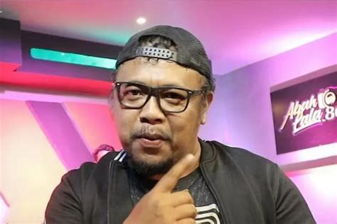 Profil Abah Lala Pencipta Lagu Ojo Dibandingke Yang Dinyanyikan Pada