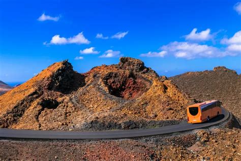 See the Lanzarote Volcanos and the South Tour | Excursions Lanzarote