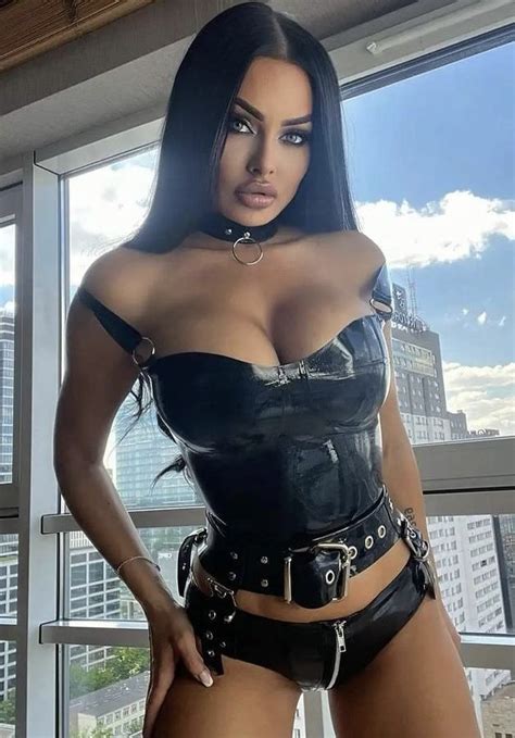 Latex Babe Gorgeous Women Brunette Beauty Beauty Outfits Style