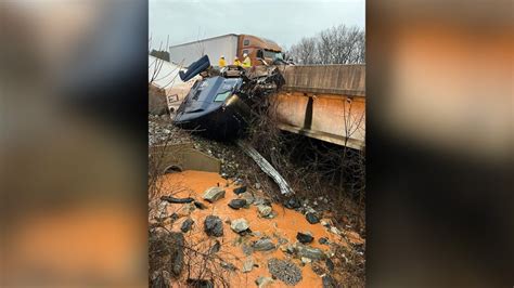 Overturned Tractor Trailer Backs Up Traffic On I 85 In Cherokee Co