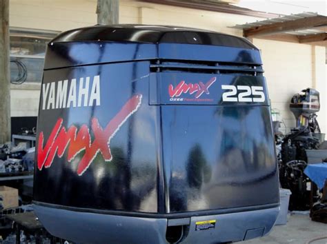 Find 2000 Yamaha 225 HP VMAX 20 2 Stroke OX66 Outboard Motor In Tampa