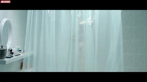 Naked Agnieszka Zulewska In The Kiss III