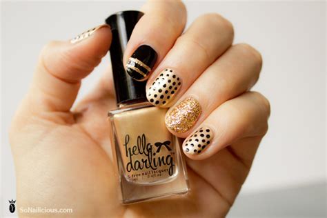 Polka Dot nails