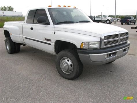 2002 Bright White Dodge Ram 3500 Slt Quad Cab 4x4 Dually 18038104 Photo 2 Car