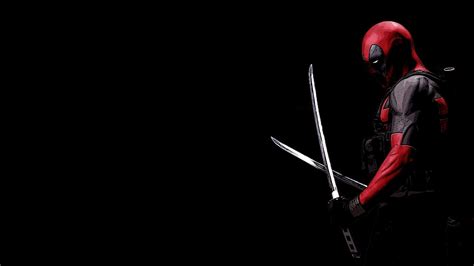 Deadpool Holding Swords Wallpapers - Wallpaper Cave