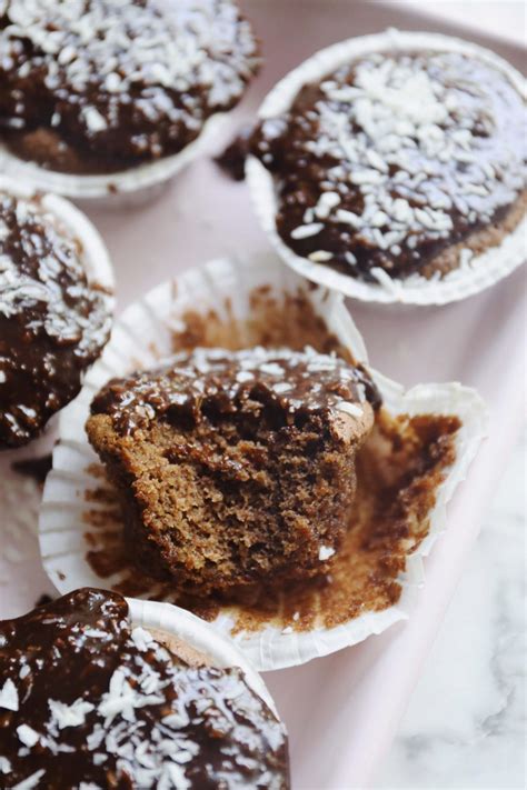 Muffins Ala Den Du Ved Nok Chokolademuffins Med Kaffe Kakaoglasur