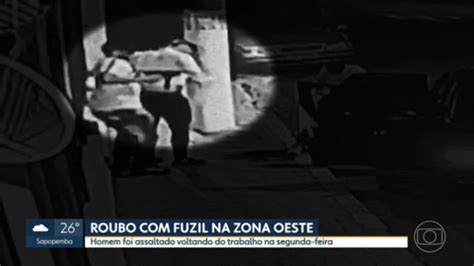 V Deo Homem Assaltado Arma De Grosso Calibre Na Vila Ol Mpia