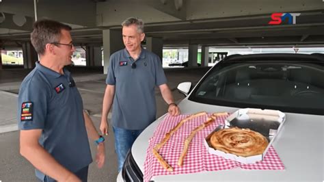 Video Stru Njaci Uz Pomo U Sirnice Objasniti Kako Se Vozi U Kru Nom