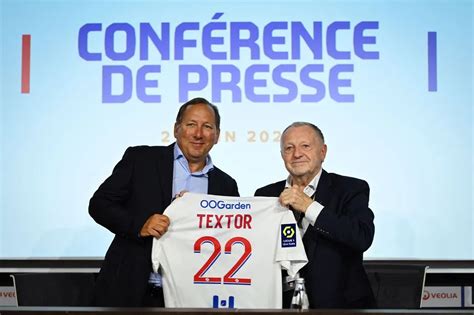 Dono da SAF do Botafogo John Textor assume presidência interina do Lyon