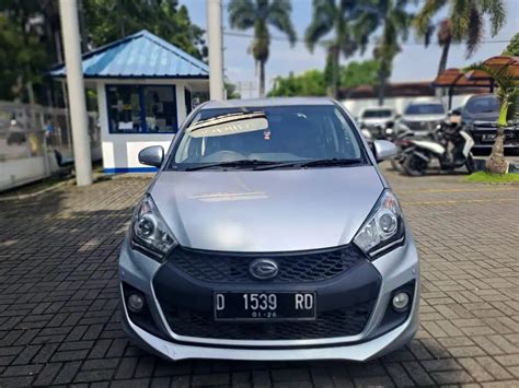 DAIHATSU SIRION 1 3 D AT 2016 TDP 8jt Mobil Bekas 917339472