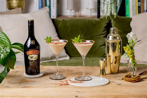 Baileys Mint Chocolate Martini Recipe Baileys Uk