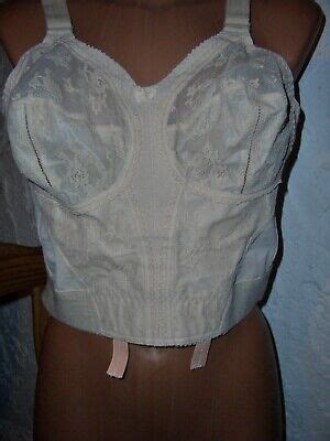 Vintage Triumph Strammer Mieder Long BH Gr 90 C Haut Pin Up Bra O47