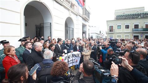 Ocho Detenidos Por La Muerte De Dos Guardias Civiles Arrollados Por Una