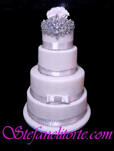 Wedding Cake Decorated Cake By Stefanelli Torte CakesDecor