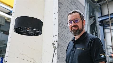 Ring-shaped dual-prop drone boasts twice the flight time of quadcopters