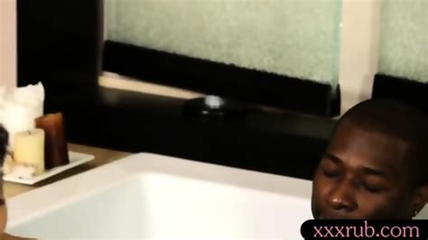 Big Tits Masseuse Kimmy Lee Fucked By Her Black Client