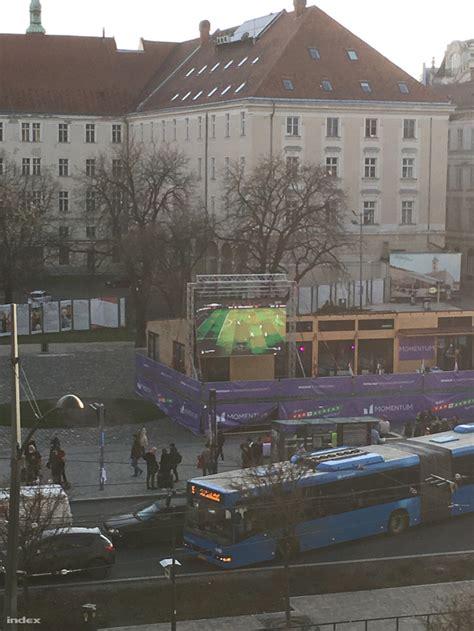 Index Belf Ld Fif Znak A Momentum Kamp Nyk Zpontj Ban V Laszt Si