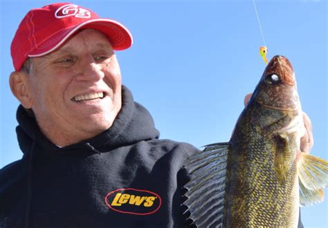 Troll Jig Catch A Walleye Fishing The Midwest