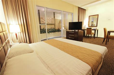 Harmoni One Convention Hotel Batam Luxury Hotel In Batam Indonesia