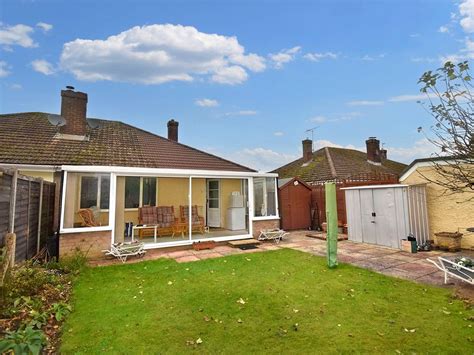 3 Bed Semi Detached Bungalow For Sale In Barfield Road Thatcham