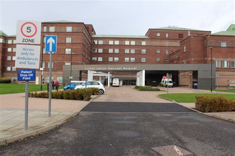 Golden Jubilee Hospital Clydebank © Billy Mccrorie Geograph Britain