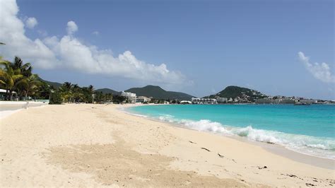 Simpson Bay beach 🏖️ St.Martin island, Country of Sint Maarten - detailed features, map, photos