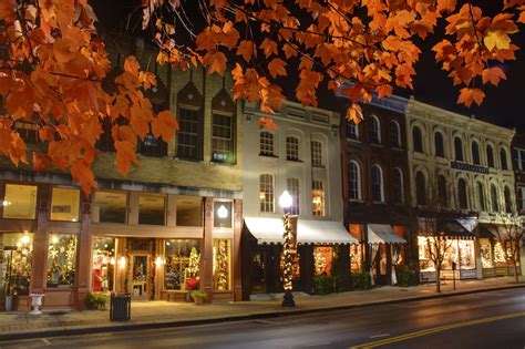 Visit Franklin, The One Christmas Town In Near Nashville That's Simply A Must Visit This Season