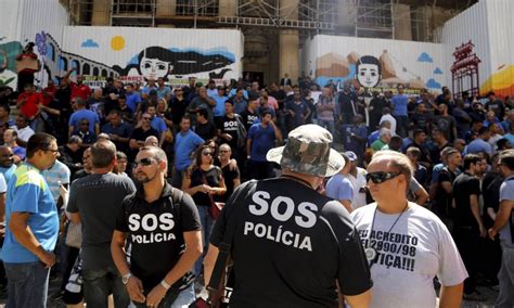 Em greve há uma semana policiais civis decidem manter paralisação