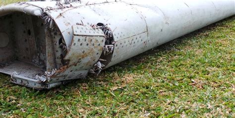 Crash of a Boeing 777-2H6ER in the Indian Ocean: 239 killed | Bureau of ...