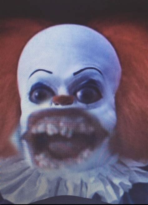 Pin By Grecia2002 On Some Pennywise Stuff Funny Horror Horror Movie