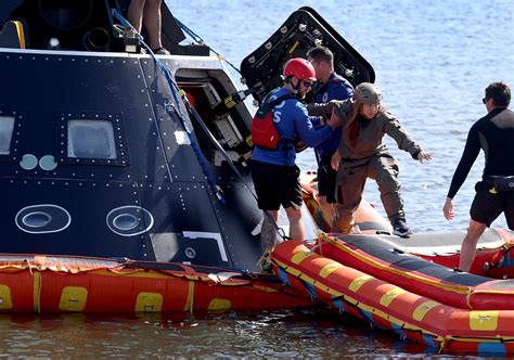 組圖：美國宇航局舉行登月太空艙回收演練 Nasa 月球 獵戶座 大紀元