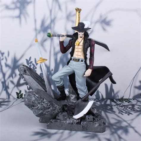 M Dulo De Combate One Piece Mihawk Boneco De A O Em Pvc De Cm