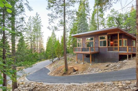 10 Yosemite Cabins Near All Yosemite National Park Entrances