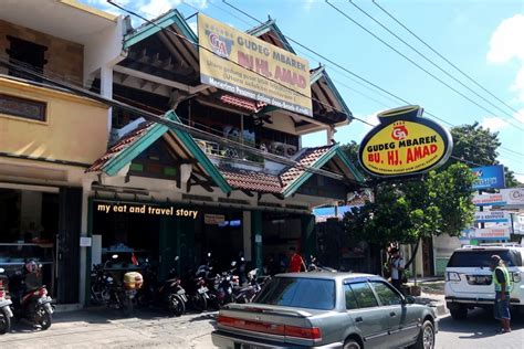 Limakaki Gudeg Mbarek Bu Hj Ahmad Kuliner Khas Jogja Yang Wajib