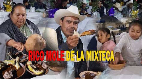 Mole Tradicional En Boda De Yerbabuena San Juan Mixtepec Juxtlahuaca