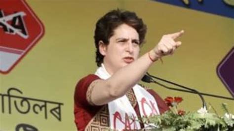 Priyanka Gandhis Candidacy In Wayanad Congress Sets Seven Lakh