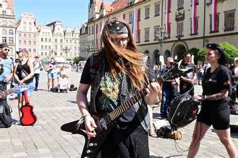 Gitarowy Rekord Świata we Wrocławiu 2024 Gazeta Wrocławska