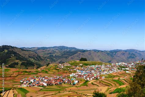 Amazing View With Hills In Poombarai Village Kodaikanal Tamil Nadu