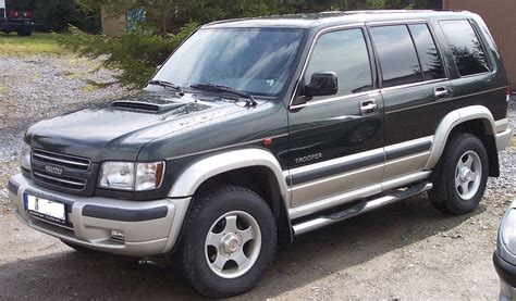 File:Isuzu Trooper vl green.jpg - Wikimedia Commons