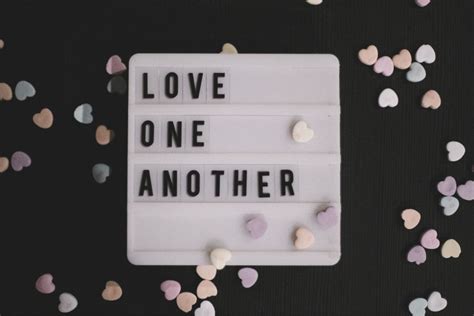 What Does the Love One Another Bible Verse Really Mean? - FaithGiant