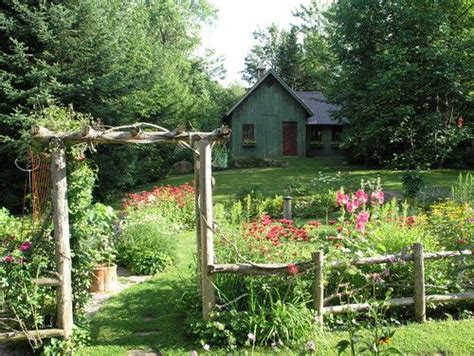 Country Style Fence Ideas - Town & Country Living | Rustic gardens ...