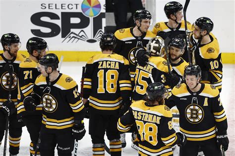 Talking Points: Bruins Beat Devils 2-1; Tie NHL Win Record